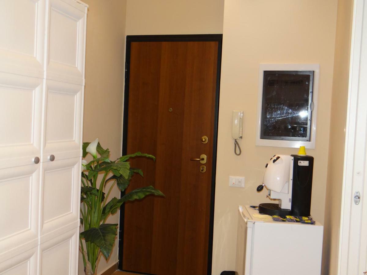 Montecarlo Palace Bed and Breakfast Palermo Buitenkant foto