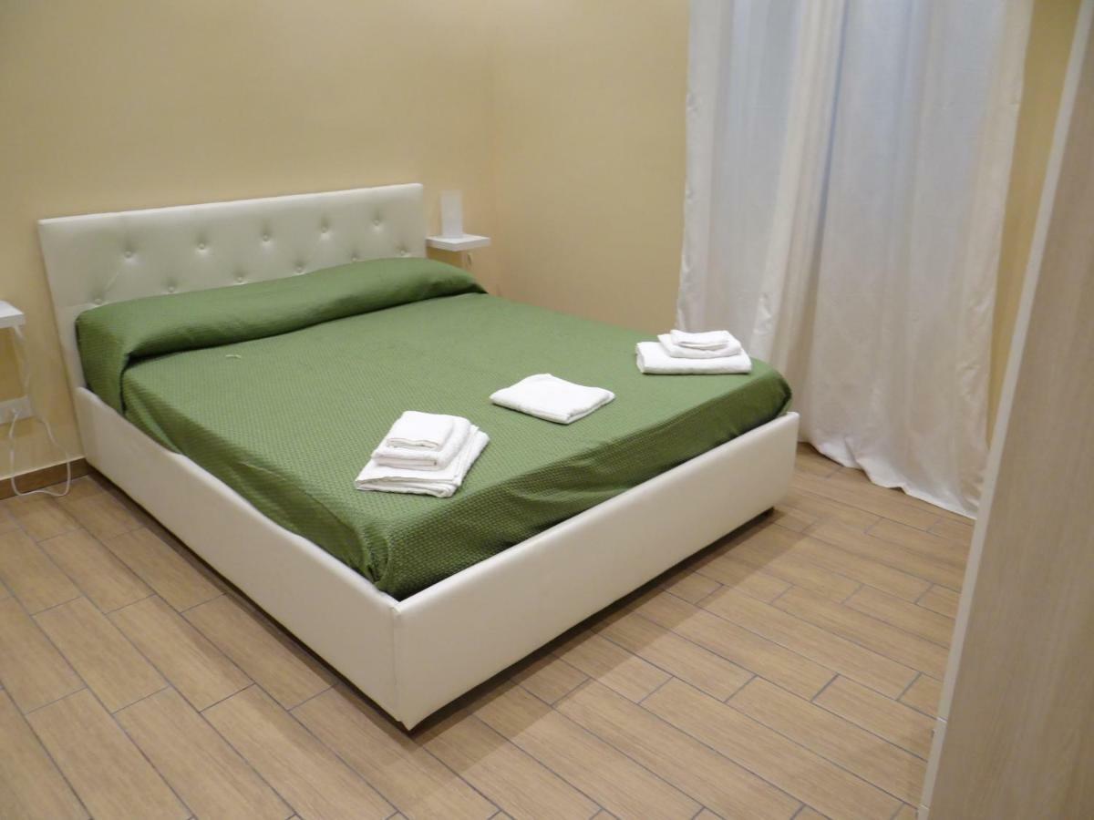 Montecarlo Palace Bed and Breakfast Palermo Buitenkant foto