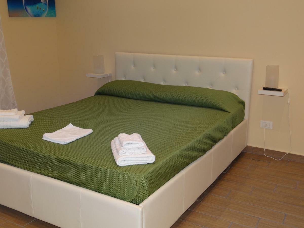 Montecarlo Palace Bed and Breakfast Palermo Buitenkant foto