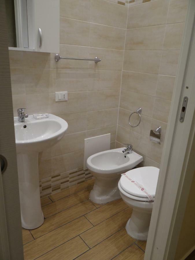 Montecarlo Palace Bed and Breakfast Palermo Buitenkant foto