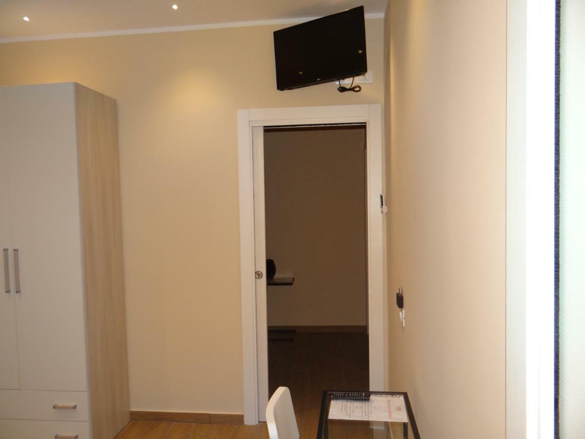 Montecarlo Palace Bed and Breakfast Palermo Buitenkant foto