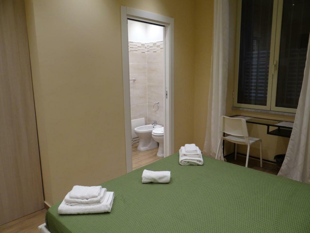 Montecarlo Palace Bed and Breakfast Palermo Buitenkant foto